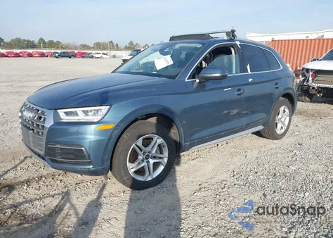 2018 Audi Q5 2.0T Premium/2.0T Tech Premium z USA, uszkodzony, nr VIN WA1BNAFY5J2108949